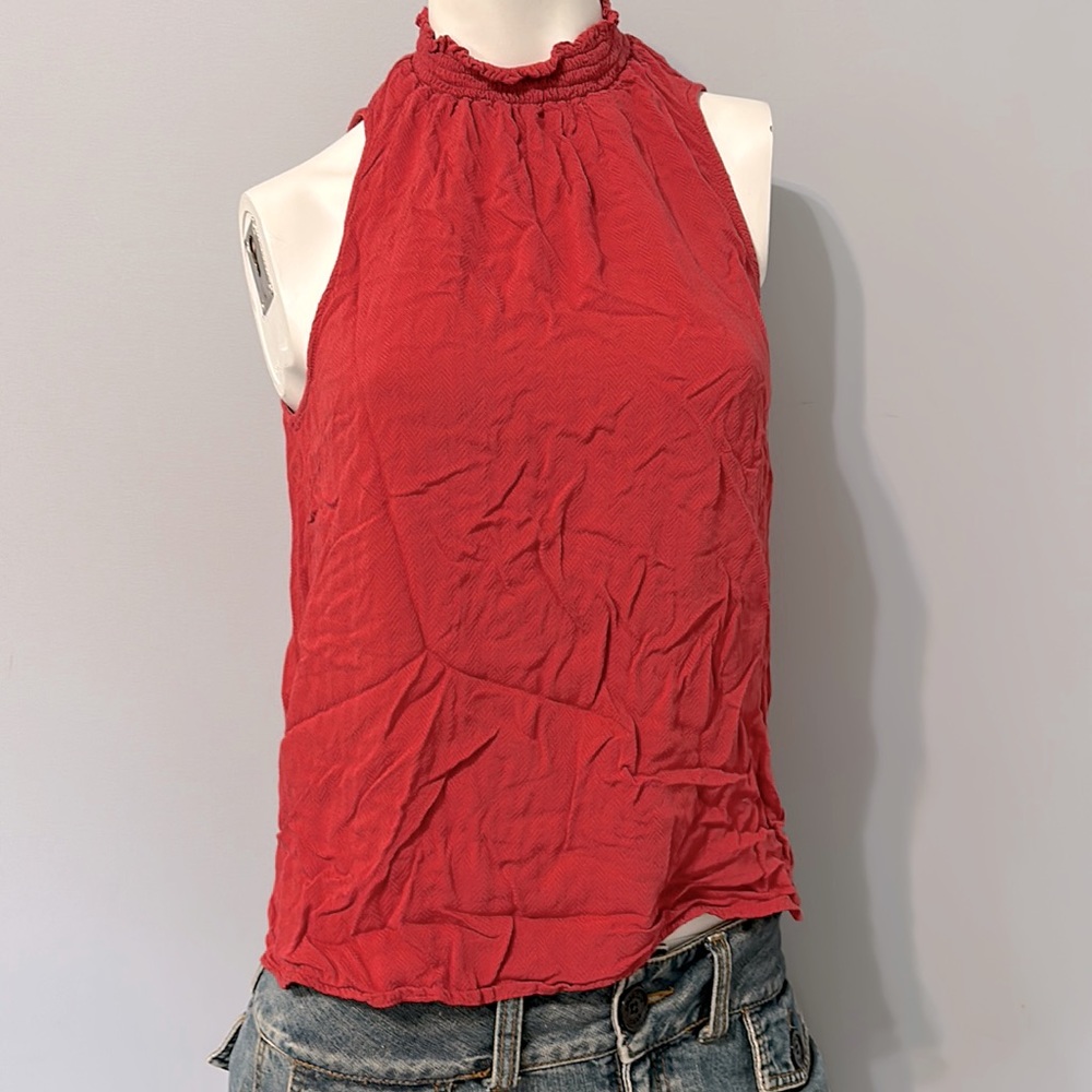 A New Day tank top, size Large. Bundle and save, or make an offer!